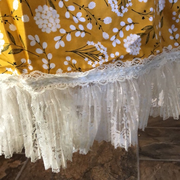 Dandelion Wishes toddler dress - Picture 3 of 5